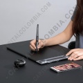 Tablas Digitalizadoras Wacom, Huion, Xp-Pen y otras, Marca: Huion - Tabla Digitalizadora Inalámbrica Huion Inspiroy Dial 2 Q630M y USB con lápiz 8K y área activa de 26.67cm x 16.67cm